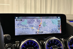 valkoinen Mercedes-Benz EQA 2022 kuva 18.