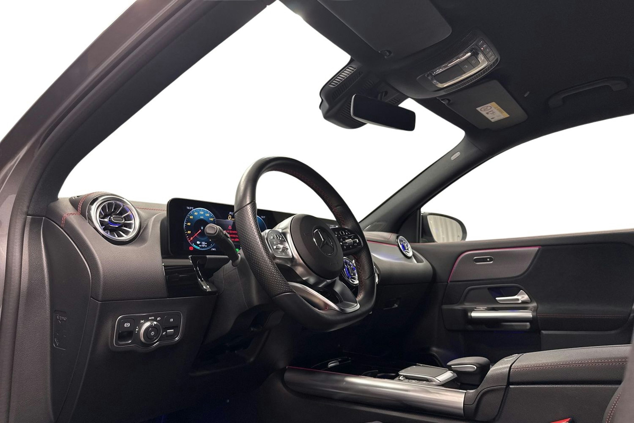 harmaa Mercedes-Benz EQA 2022 kuva 7.