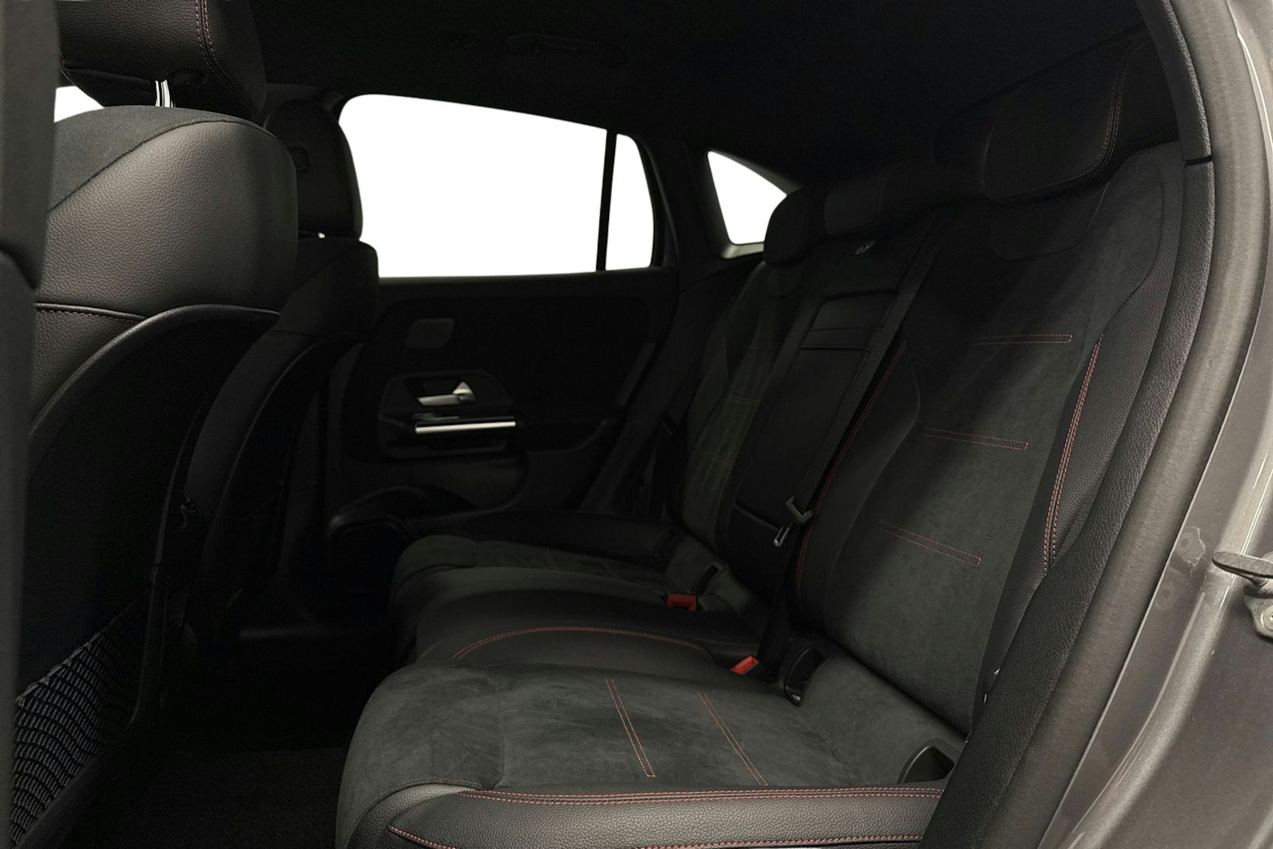harmaa Mercedes-Benz EQA 2022 kuva 10.