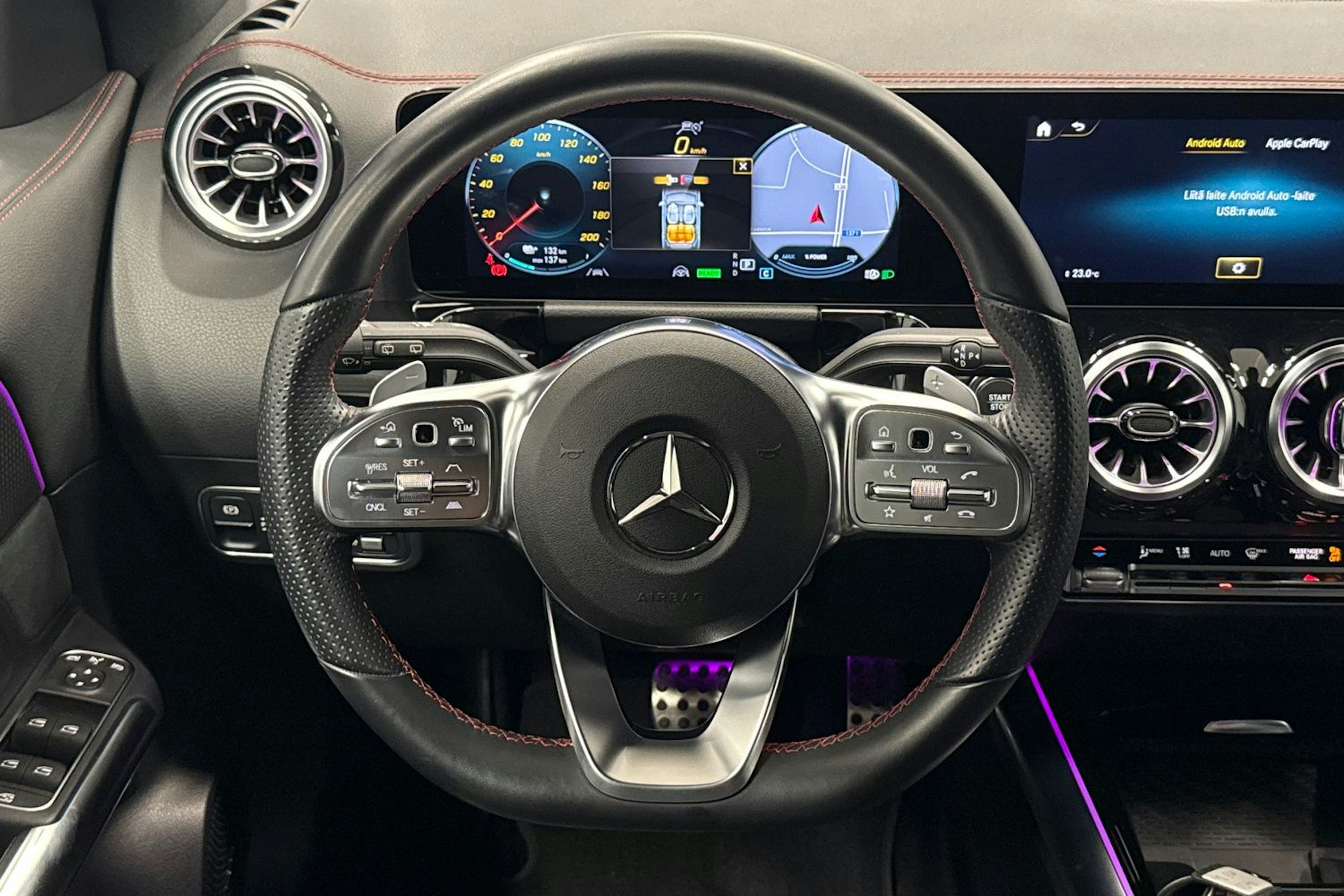 harmaa Mercedes-Benz EQA 2022 kuva 14.