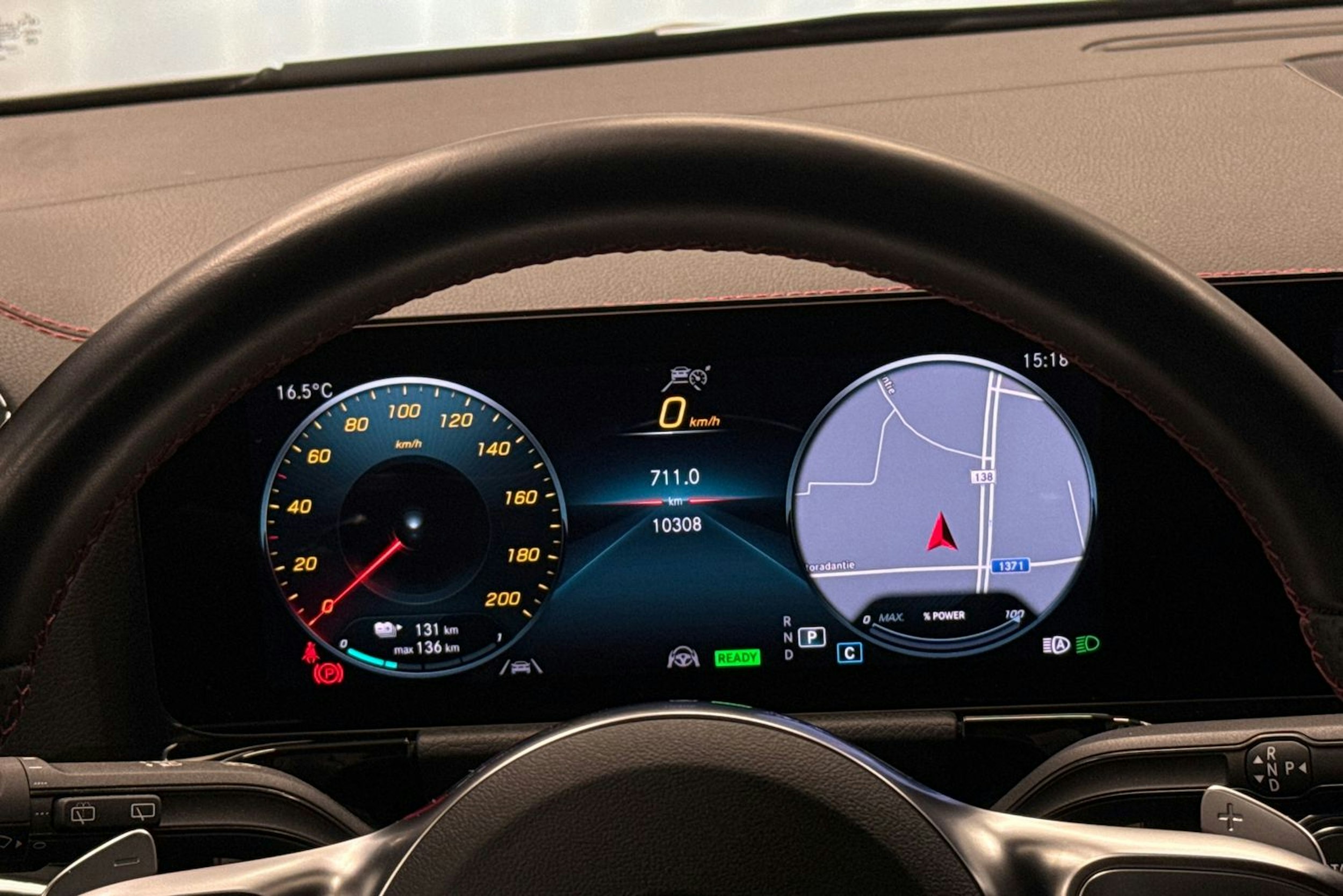 harmaa Mercedes-Benz EQA 2022 kuva 17.