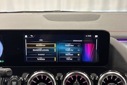 harmaa Mercedes-Benz EQA 2022 kuva 25.