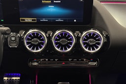 harmaa Mercedes-Benz EQA 2022 kuva 27.