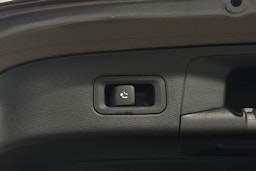 harmaa Mercedes-Benz EQA 2022 kuva 32.