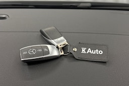 harmaa Mercedes-Benz EQA 2022 kuva 34.