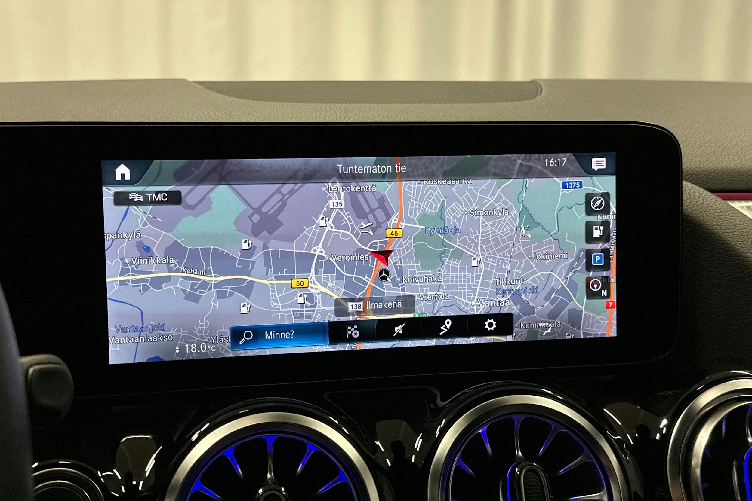 harmaa Mercedes-Benz EQA 2023 kuva 22.