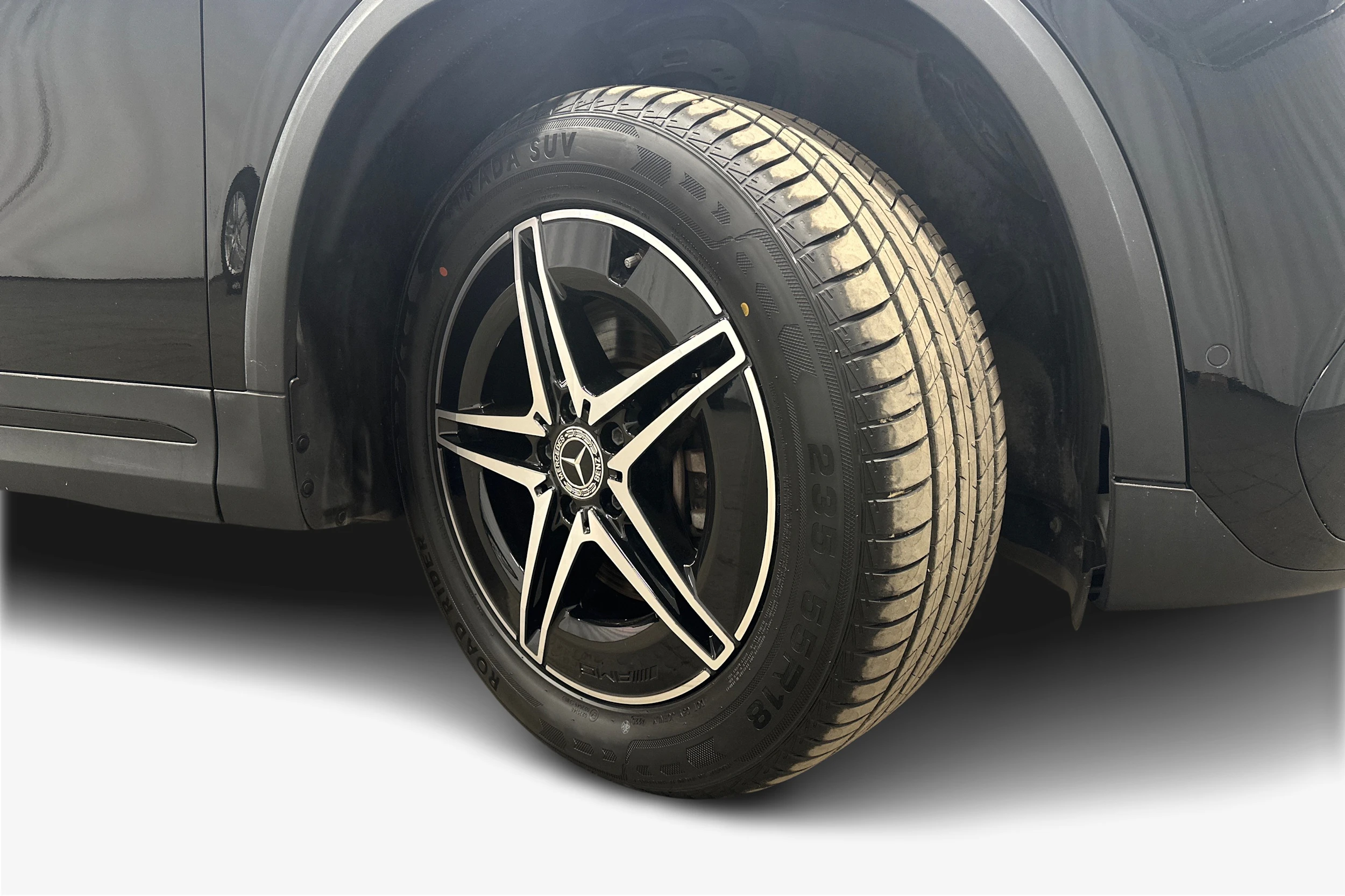 musta Mercedes-Benz EQA 2023 kuva 12.