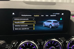 musta Mercedes-Benz EQA 2023 kuva 32.