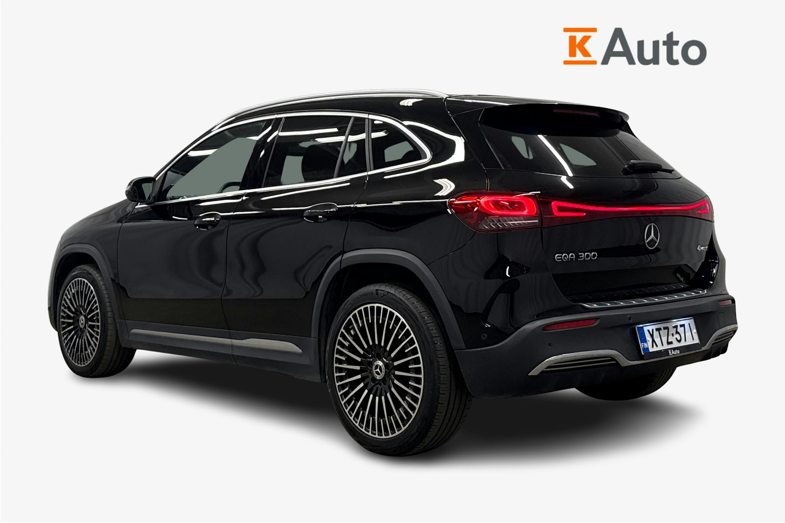 musta Mercedes-Benz EQA 2023 kuva 2.