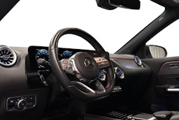 musta Mercedes-Benz EQA 2023 kuva 7.