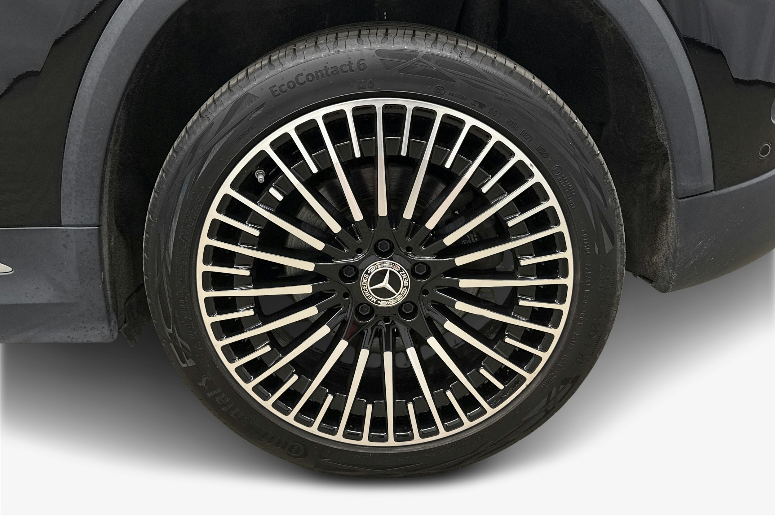 musta Mercedes-Benz EQA 2023 kuva 11.