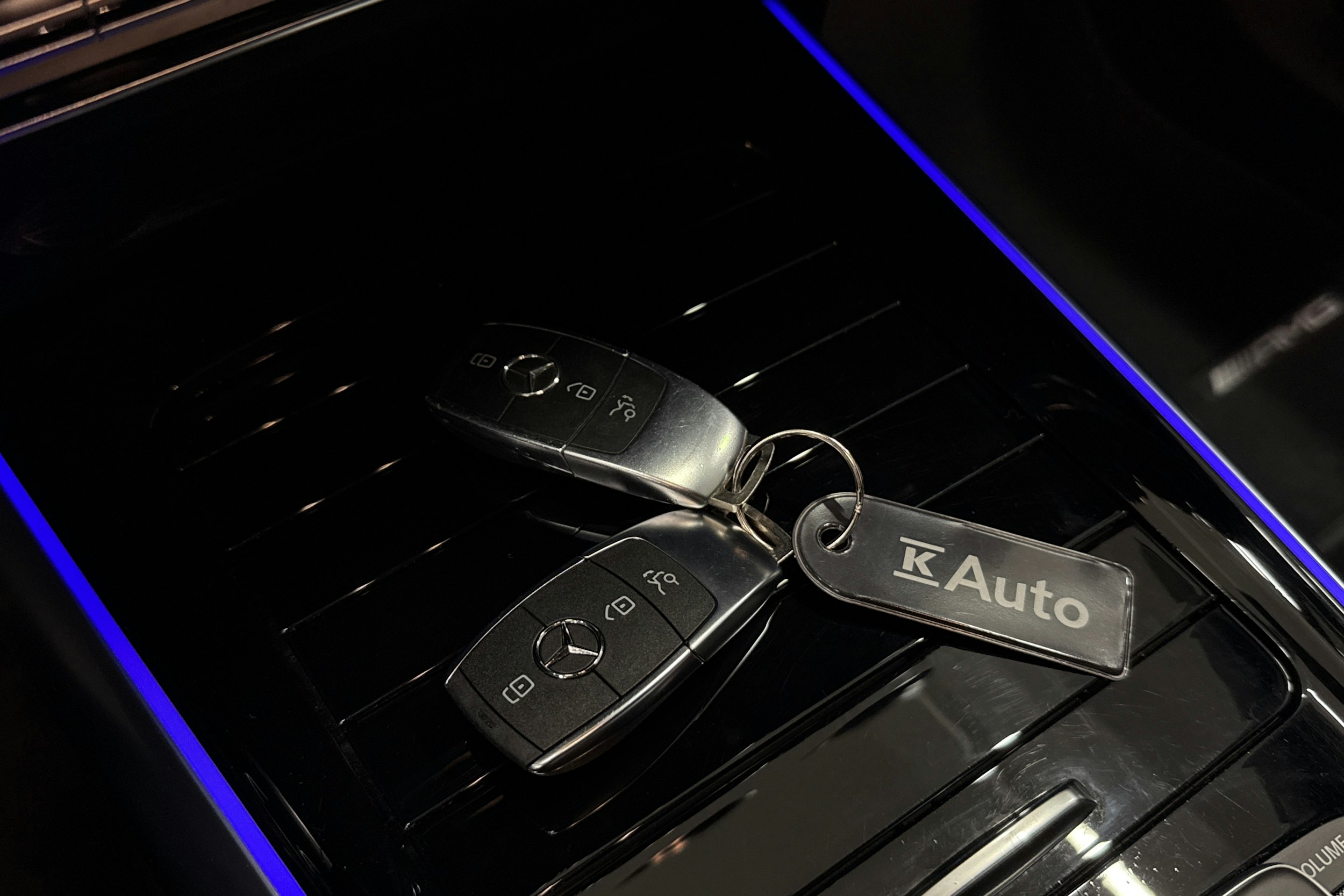 musta Mercedes-Benz EQA 2023 kuva 28.