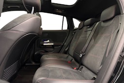 musta Mercedes-Benz EQA 2023 kuva 10.