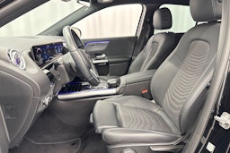 musta Mercedes-Benz EQA 2024 kuva 16.