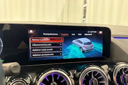 musta Mercedes-Benz EQA 2024 kuva 23.
