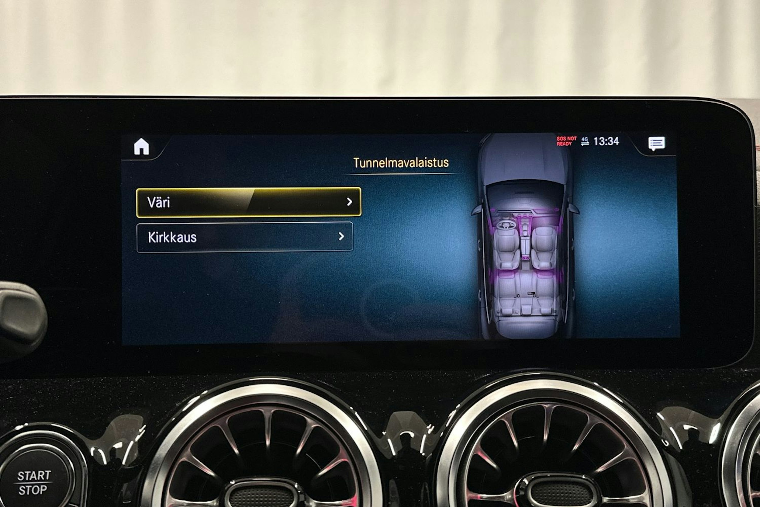 harmaa Mercedes-Benz EQA 2024 kuva 21.