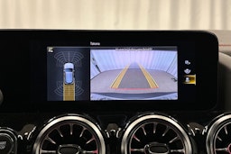 harmaa Mercedes-Benz EQA 2024 kuva 24.