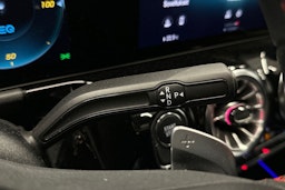 harmaa Mercedes-Benz EQA 2024 kuva 25.