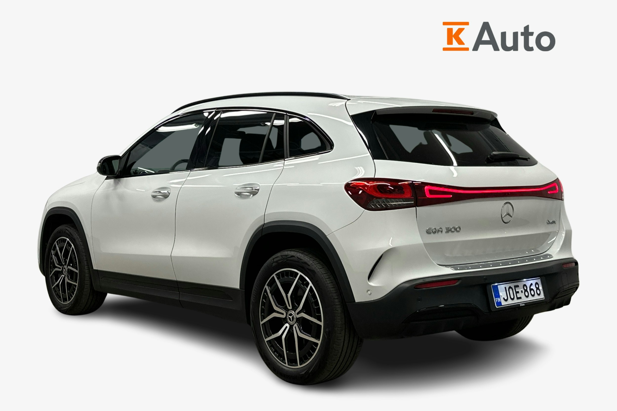 valkoinen Mercedes-Benz EQA 2024 kuva 2.