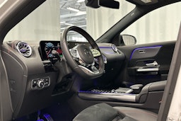valkoinen Mercedes-Benz EQA 2024 kuva 6.