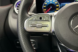 valkoinen Mercedes-Benz EQA 2024 kuva 9.