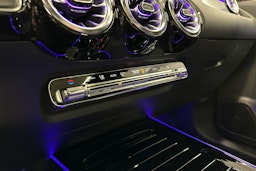 valkoinen Mercedes-Benz EQA 2024 kuva 19.