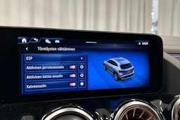 musta Mercedes-Benz EQA 2024 kuva 28.