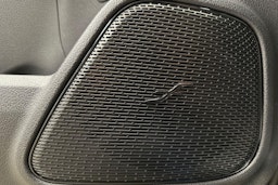musta Mercedes-Benz EQA 2024 kuva 34.
