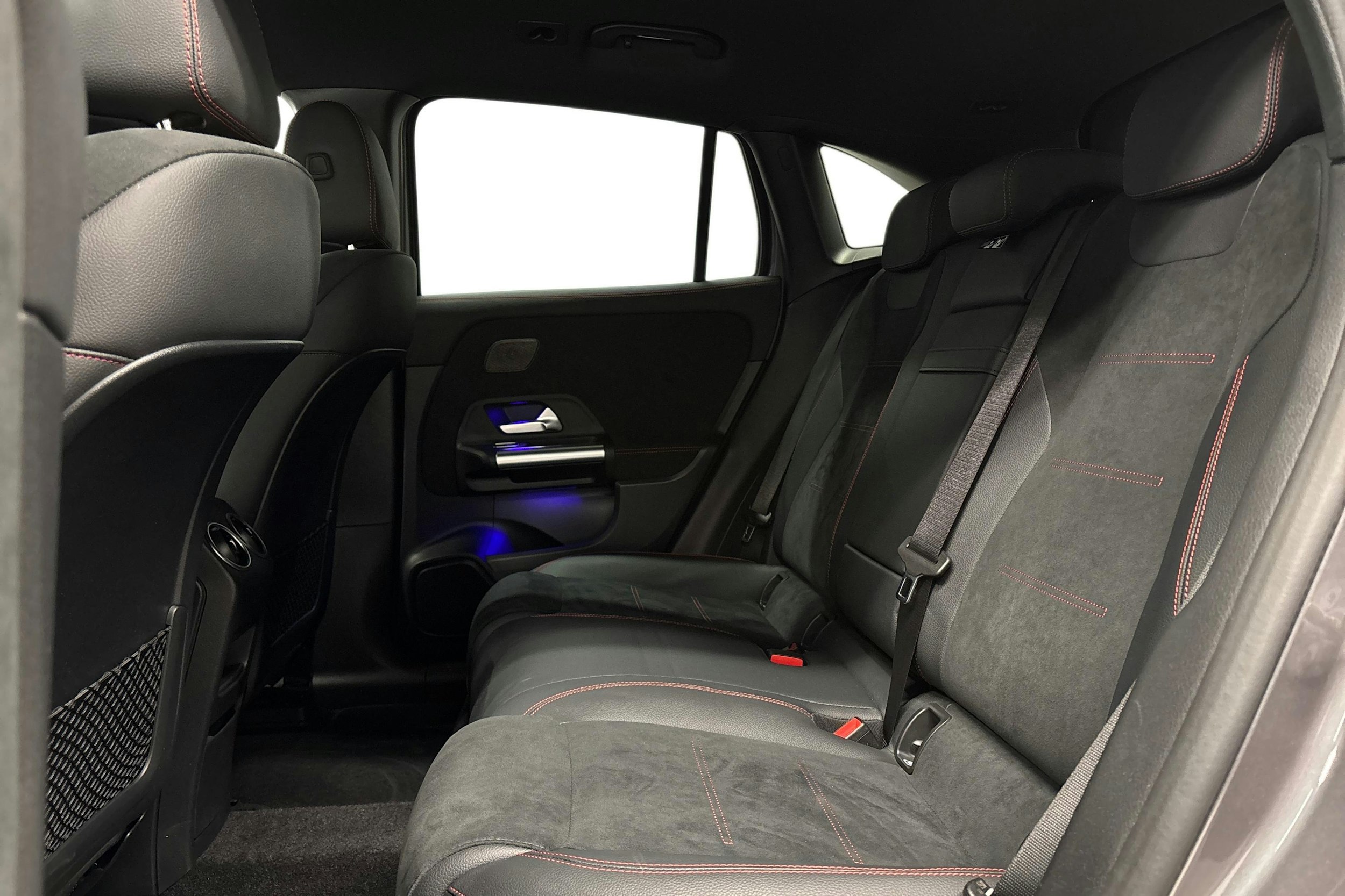 harmaa Mercedes-Benz EQA 2024 kuva 10.