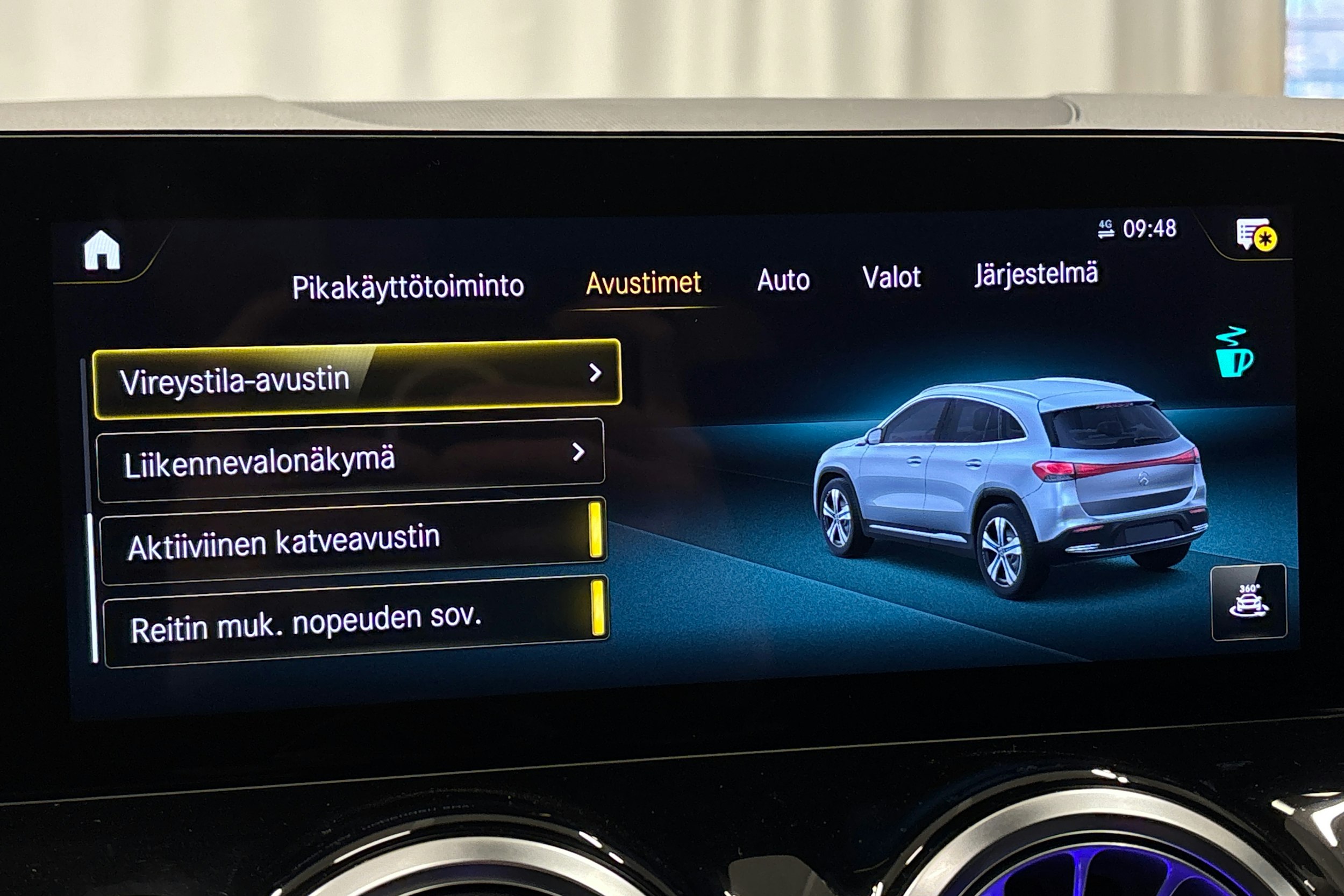 harmaa Mercedes-Benz EQA 2024 kuva 31.