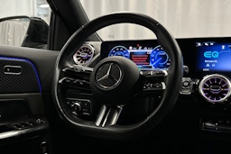 harmaa Mercedes-Benz EQA 2024 kuva 17.