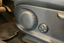musta Mercedes-Benz EQA 2025 kuva 16.