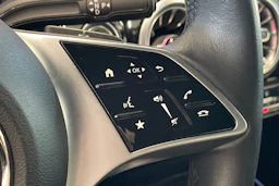musta Mercedes-Benz EQA 2025 kuva 20.
