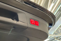 musta Mercedes-Benz EQA 2025 kuva 36.