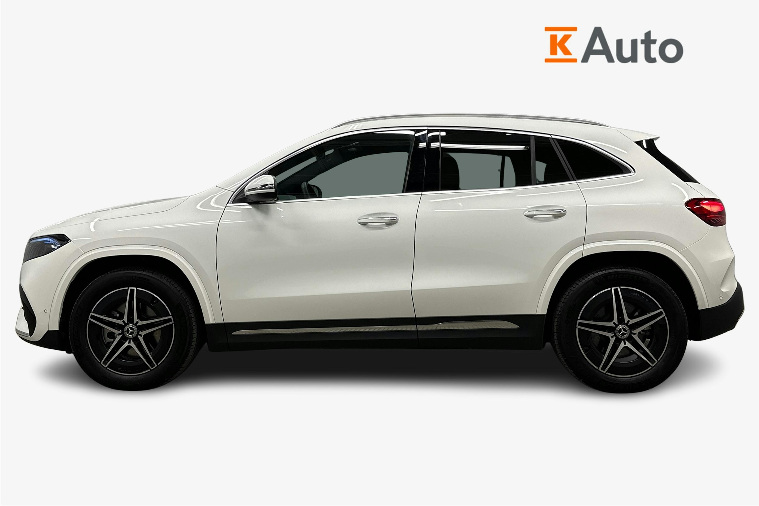 valkoinen Mercedes-Benz EQA 2025 kuva 6.