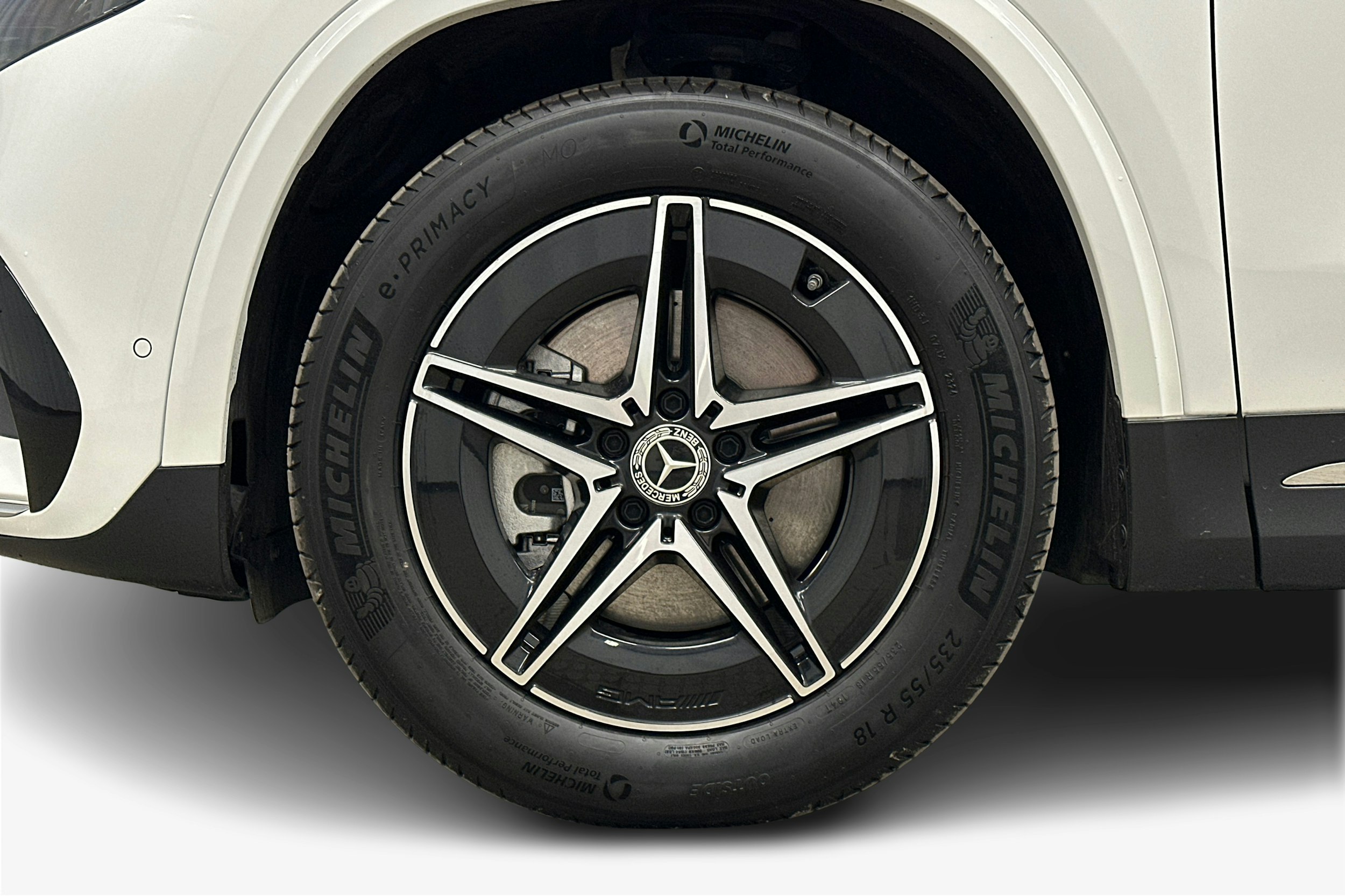 valkoinen Mercedes-Benz EQA 2025 kuva 11.