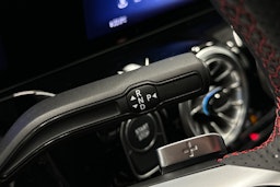valkoinen Mercedes-Benz EQA 2025 kuva 20.
