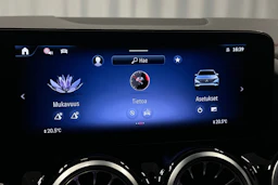 musta Mercedes-Benz EQA 2025 kuva 18.