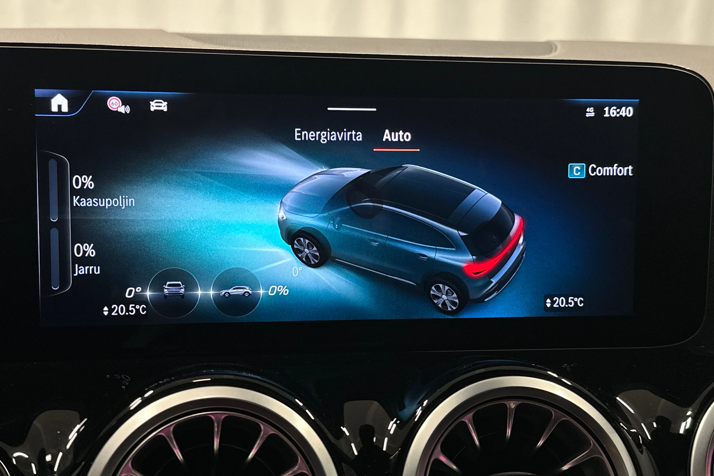musta Mercedes-Benz EQA 2025 kuva 25.