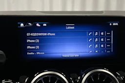 musta Mercedes-Benz EQA 2025 kuva 31.