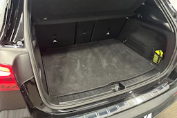 musta Mercedes-Benz EQA 2025 kuva 39.