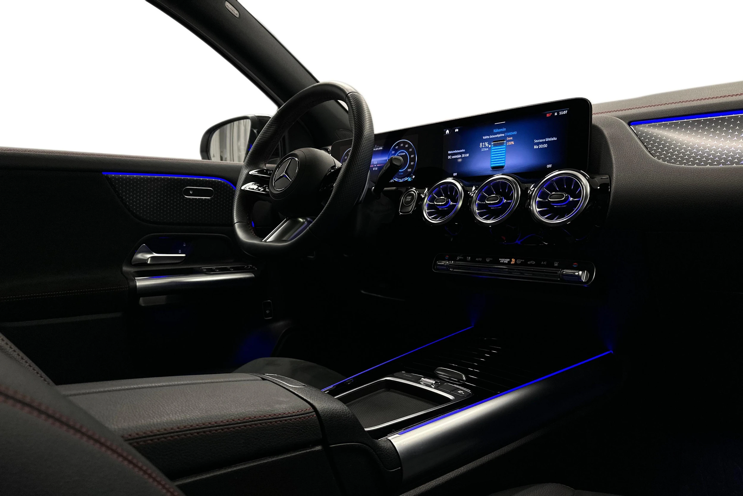 valkoinen Mercedes-Benz EQA 2025 kuva 9.