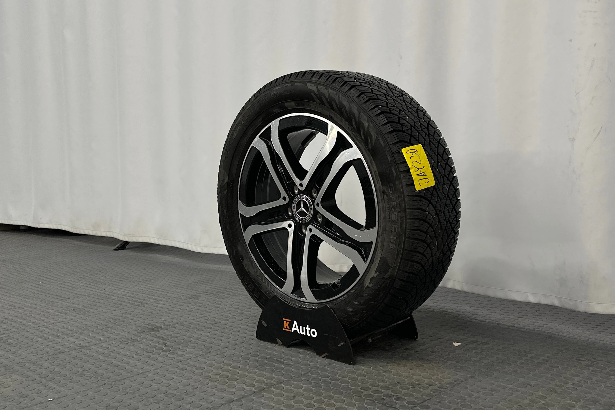 valkoinen Mercedes-Benz EQA 2025 kuva 13.