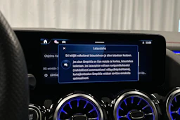 valkoinen Mercedes-Benz EQA 2025 kuva 18.