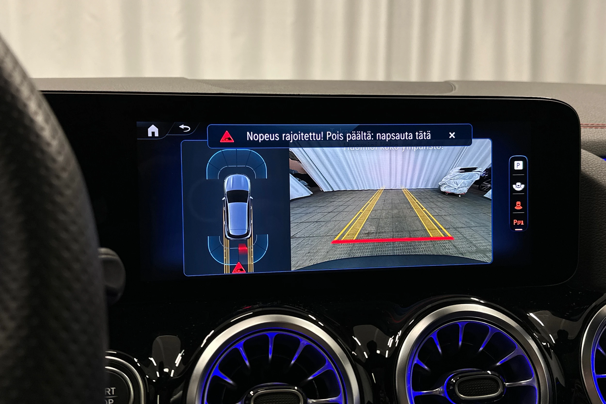 valkoinen Mercedes-Benz EQA 2025 kuva 19.