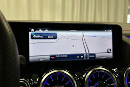 valkoinen Mercedes-Benz EQA 2025 kuva 20.
