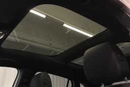 valkoinen Mercedes-Benz EQA 2025 kuva 31.