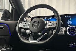 valkoinen Mercedes-Benz EQB 2022 kuva 19.