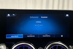 valkoinen Mercedes-Benz EQB 2022 kuva 26.