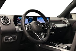 musta Mercedes-Benz EQB 2022 kuva 7.